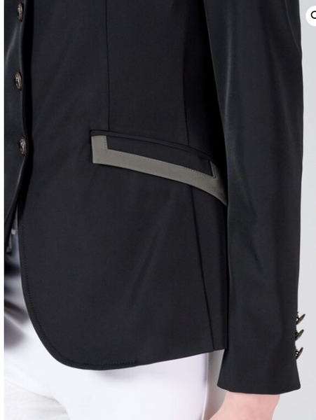 VESTRUM EVILARD WOMEN'S SHOW JACKET