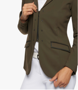 Cavalleria Toscana women's 4 button zip show jacket.