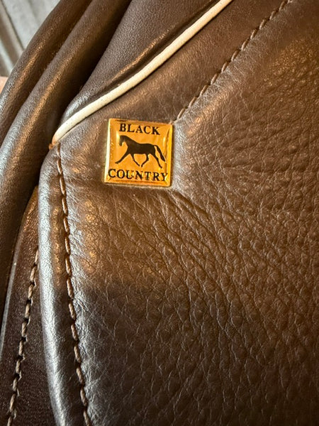 Black Country Dante consignment saddle in chocolate brown